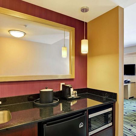 Hampton Inn & Suites Crabtree Raleigh Eksteriør billede