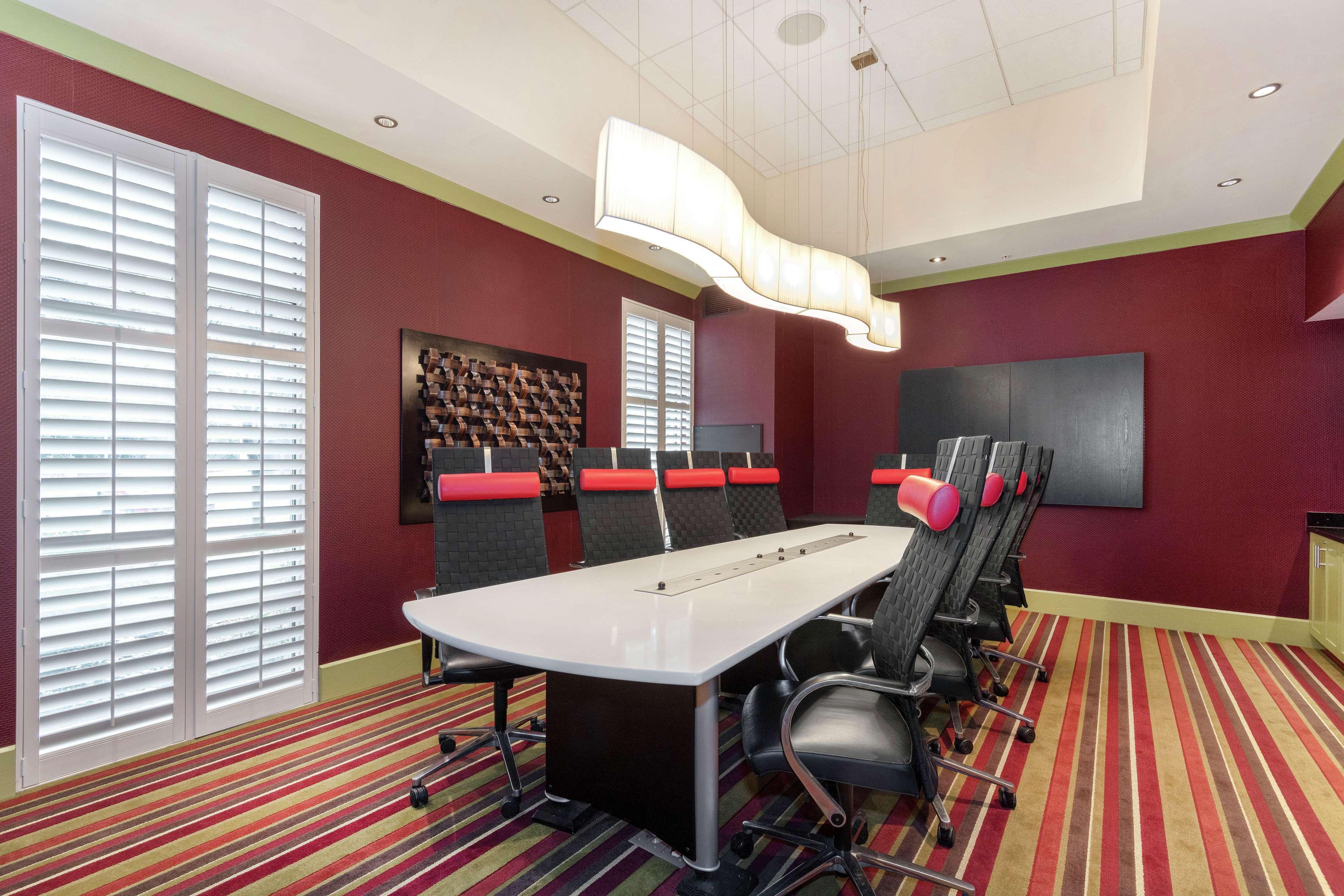 Hampton Inn & Suites Crabtree Raleigh Eksteriør billede