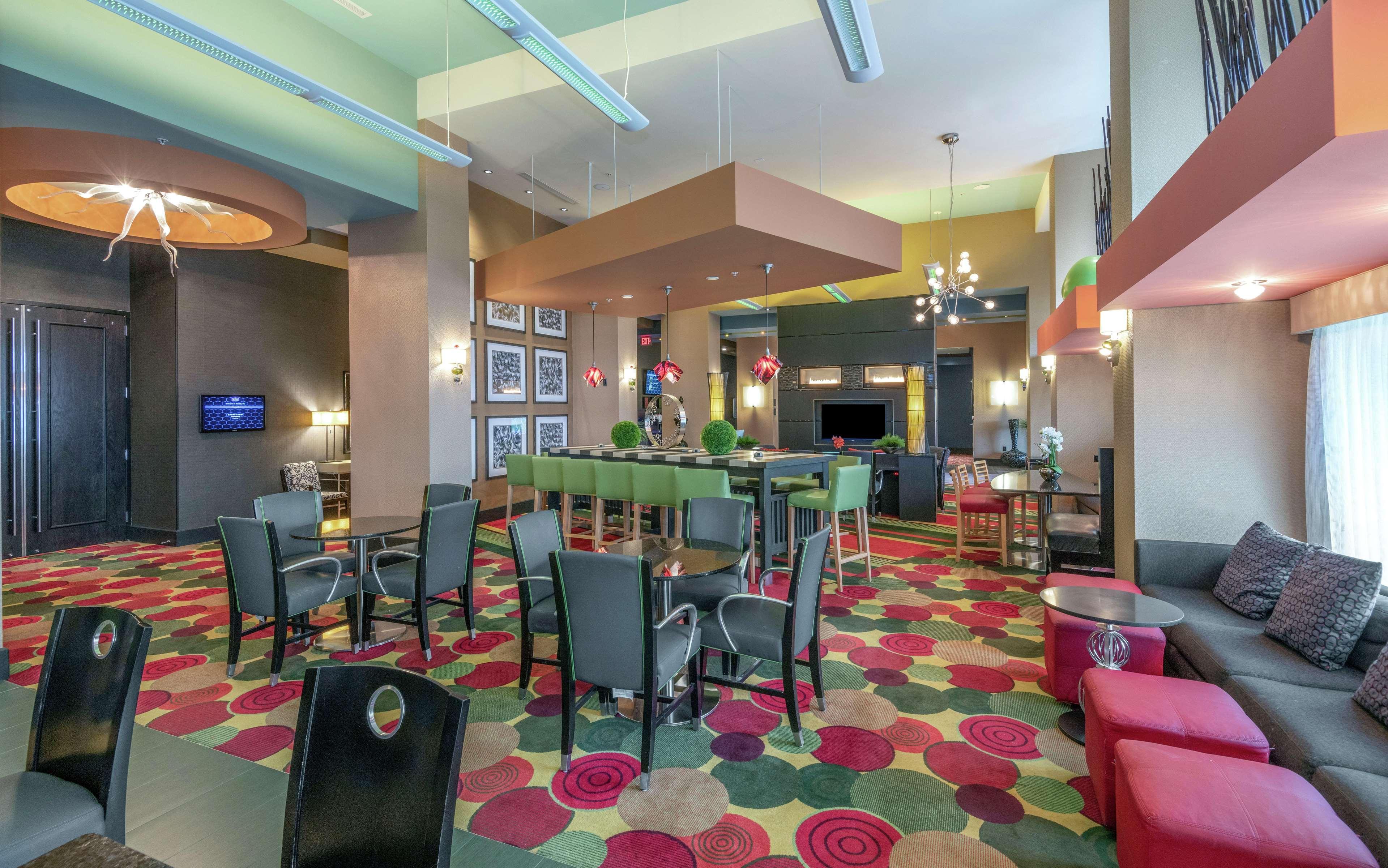 Hampton Inn & Suites Crabtree Raleigh Eksteriør billede