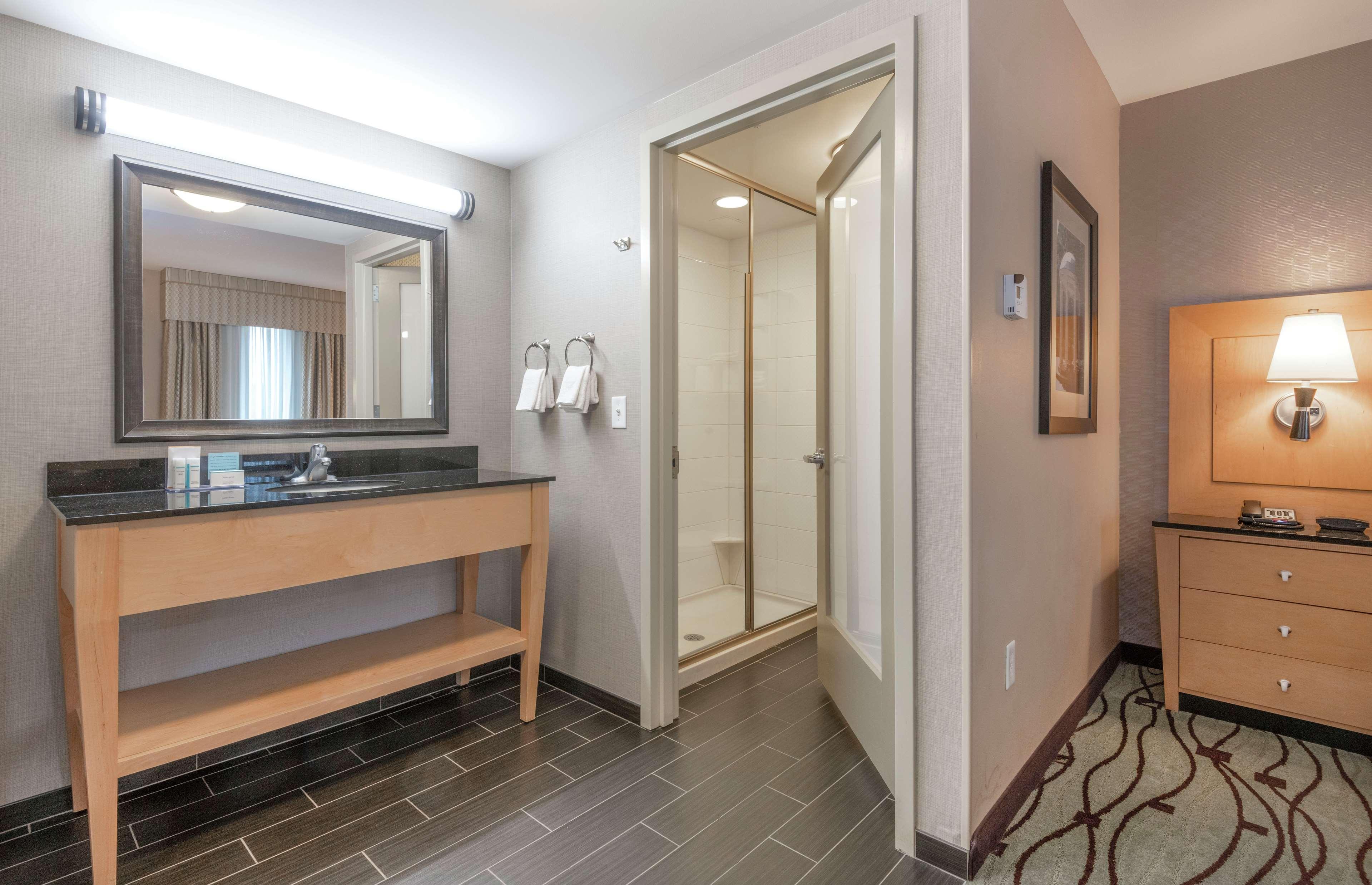 Hampton Inn & Suites Crabtree Raleigh Eksteriør billede