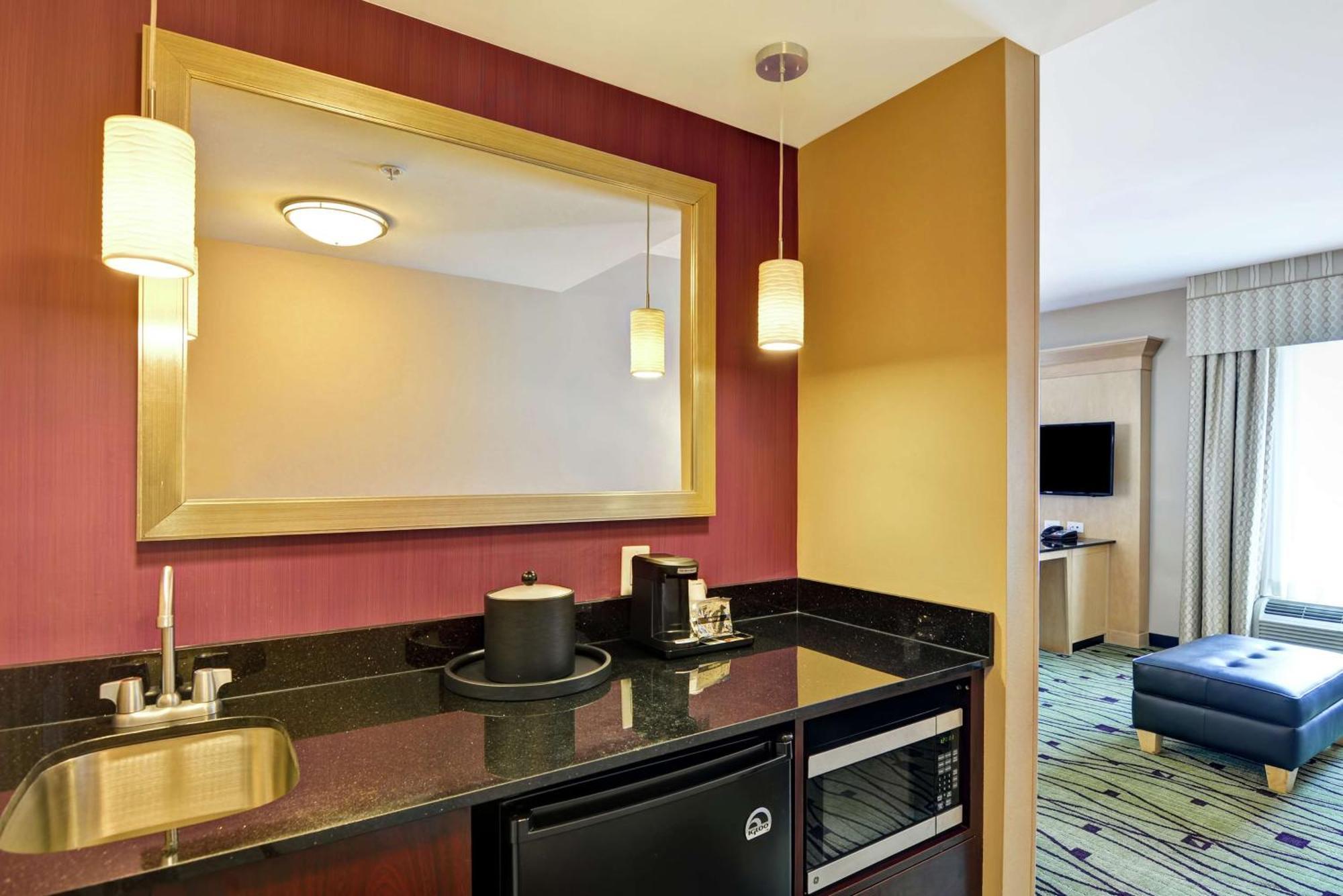 Hampton Inn & Suites Crabtree Raleigh Eksteriør billede