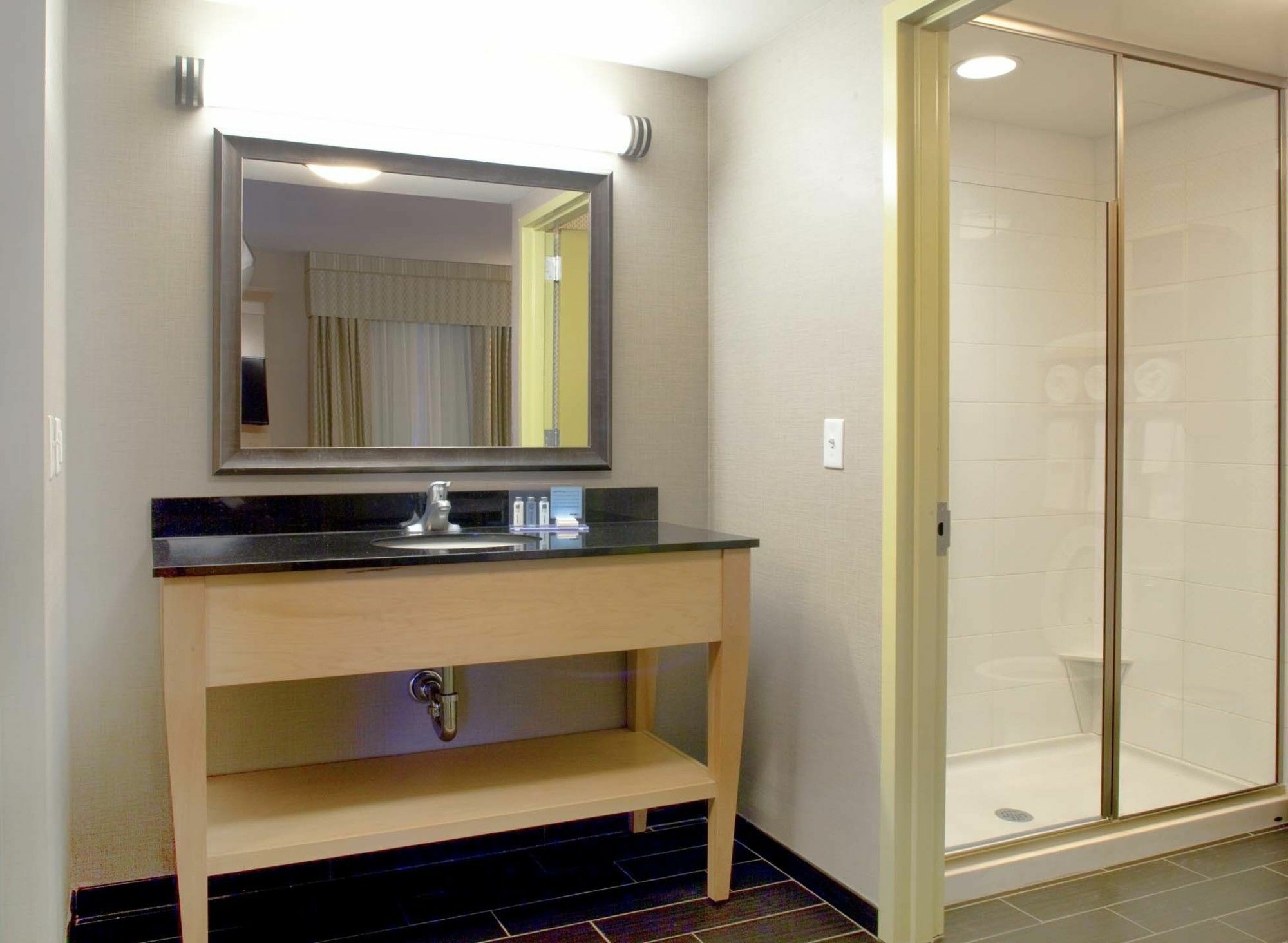 Hampton Inn & Suites Crabtree Raleigh Eksteriør billede